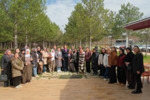 Başkan Ayşe Ünlüce, Mihalgazili Kadınlarla Eskişehir'de Buluştu